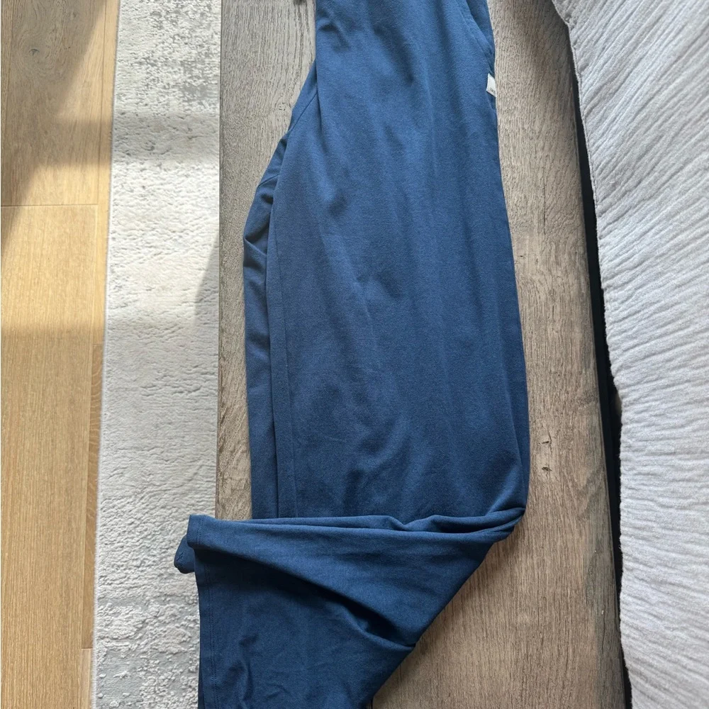 Vuori Halo Essential Wide Leg Pant Small Short Blue Coastal Heather - Picture 4 of 8